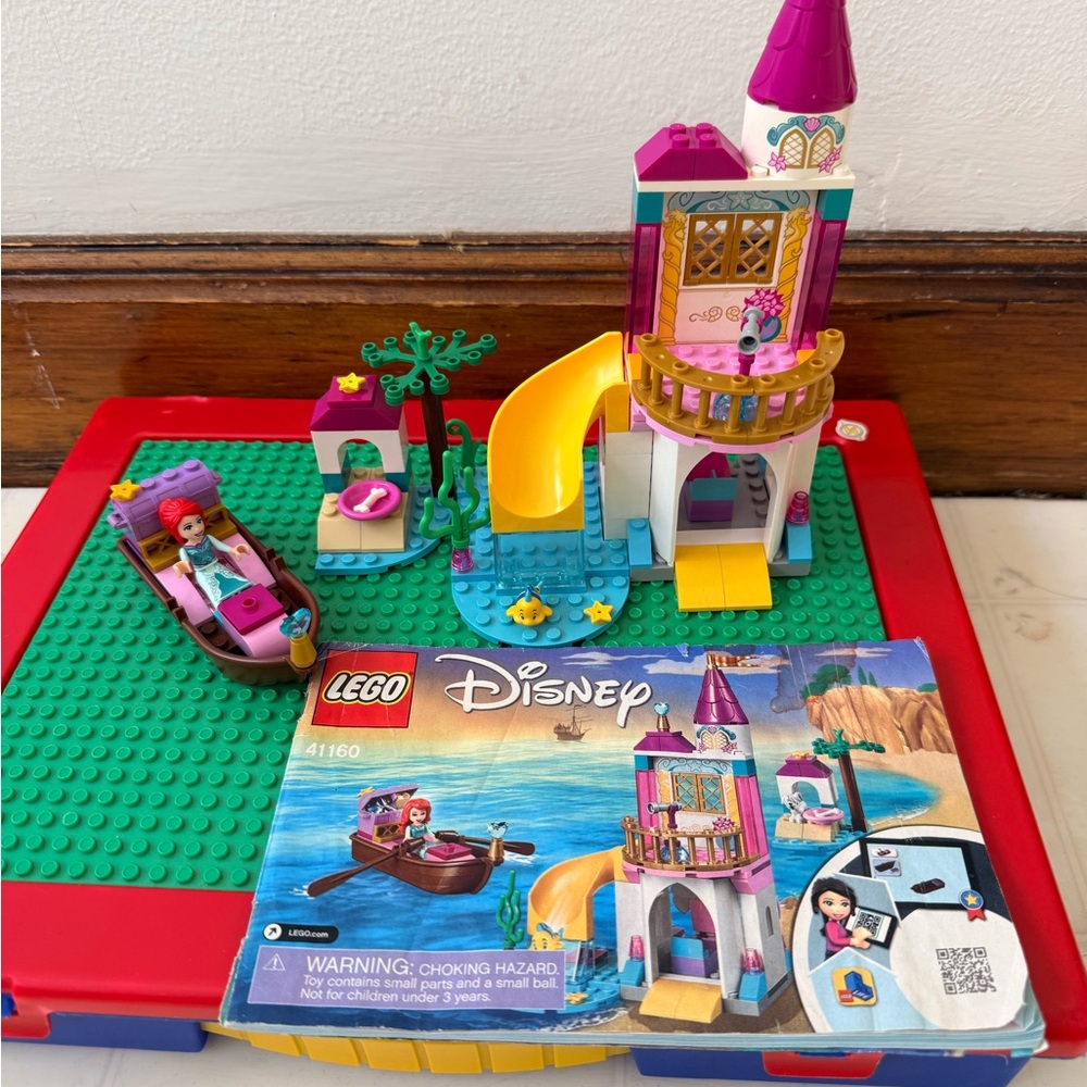 Lego Disney 41160 Ariel's Seaside Castle Little Mermaid 99%Complete Set & Manual - Picture 1 of 4